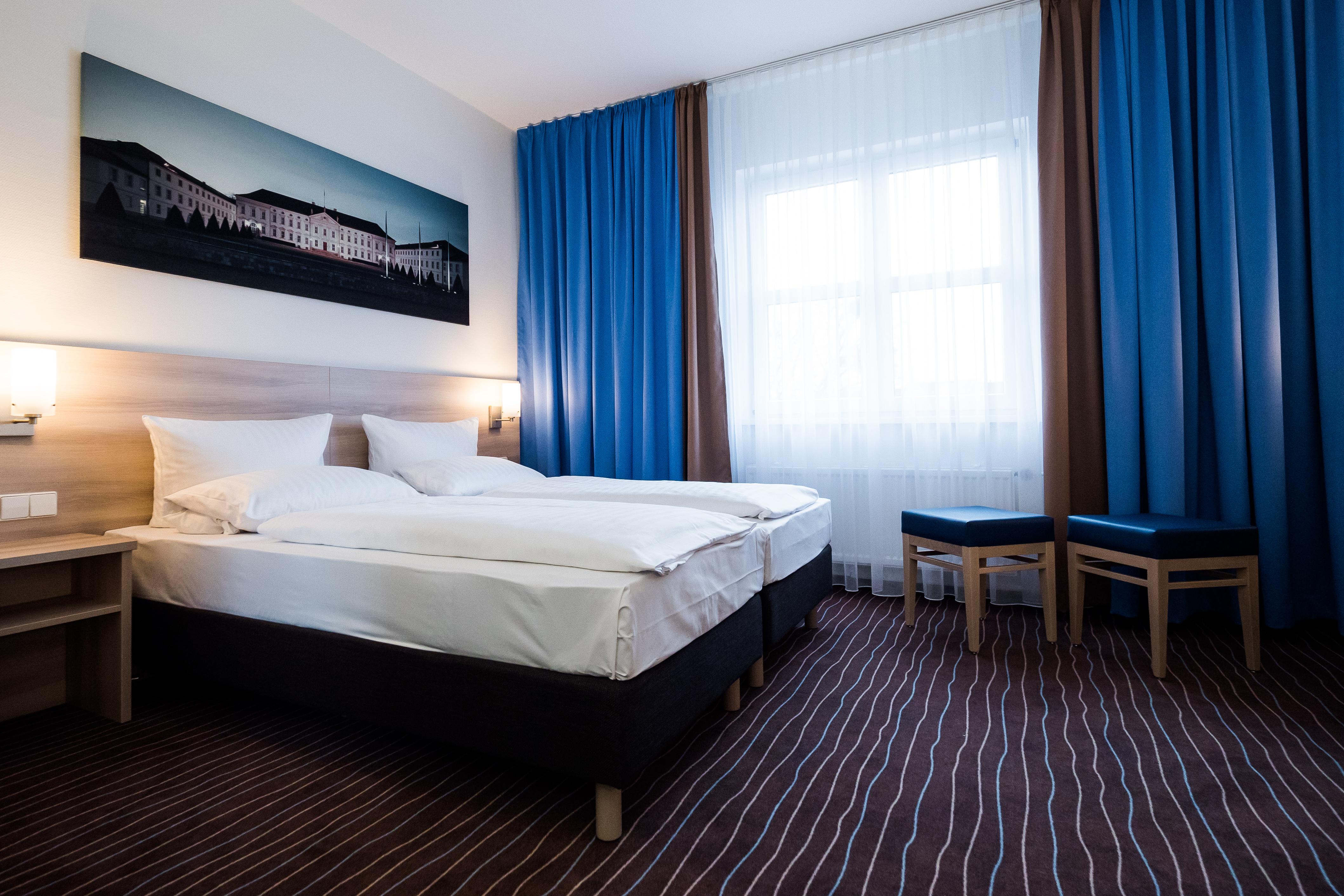Plaza Inn Berlin Charlottenburg Экстерьер фото
