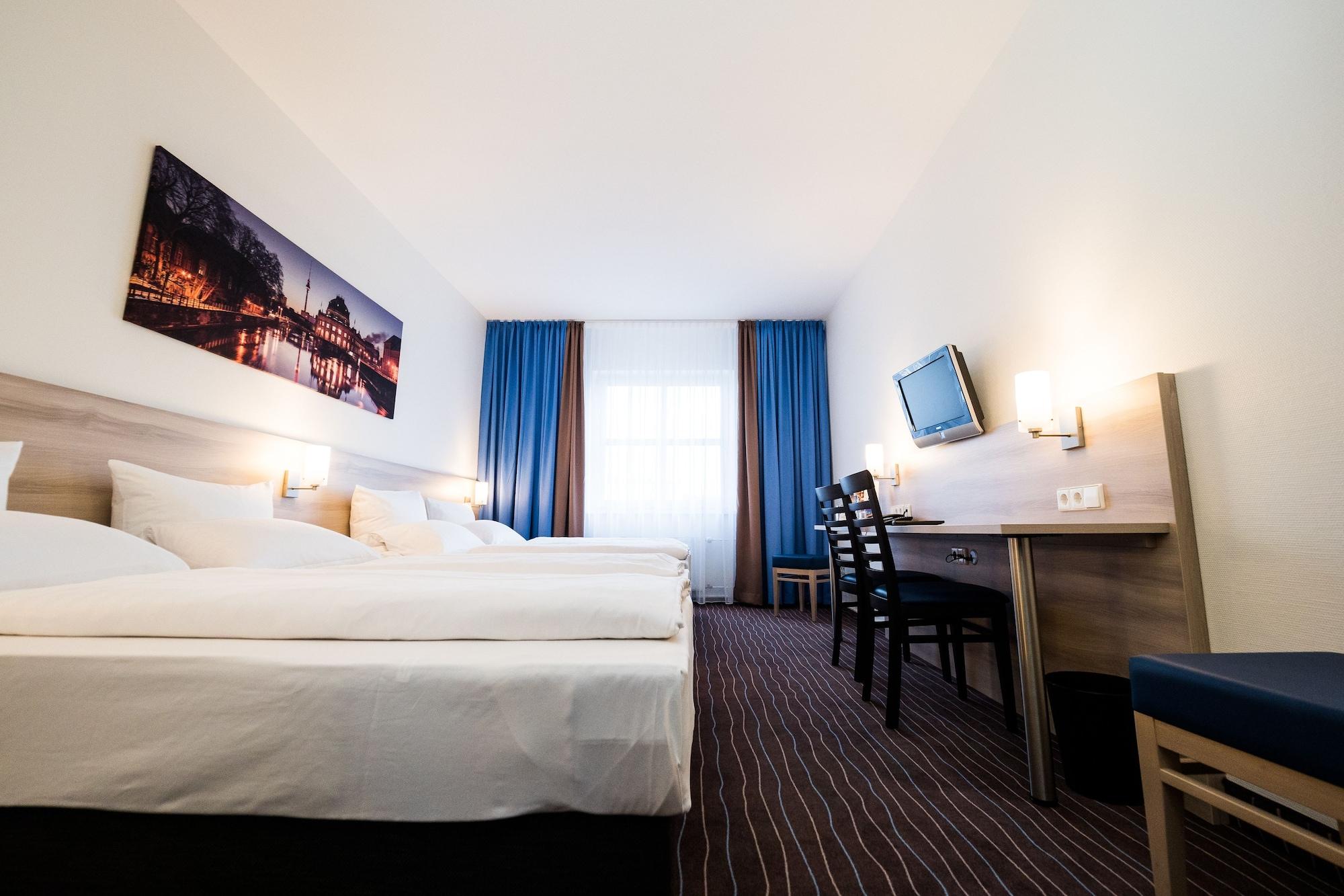 Plaza Inn Berlin Charlottenburg Экстерьер фото