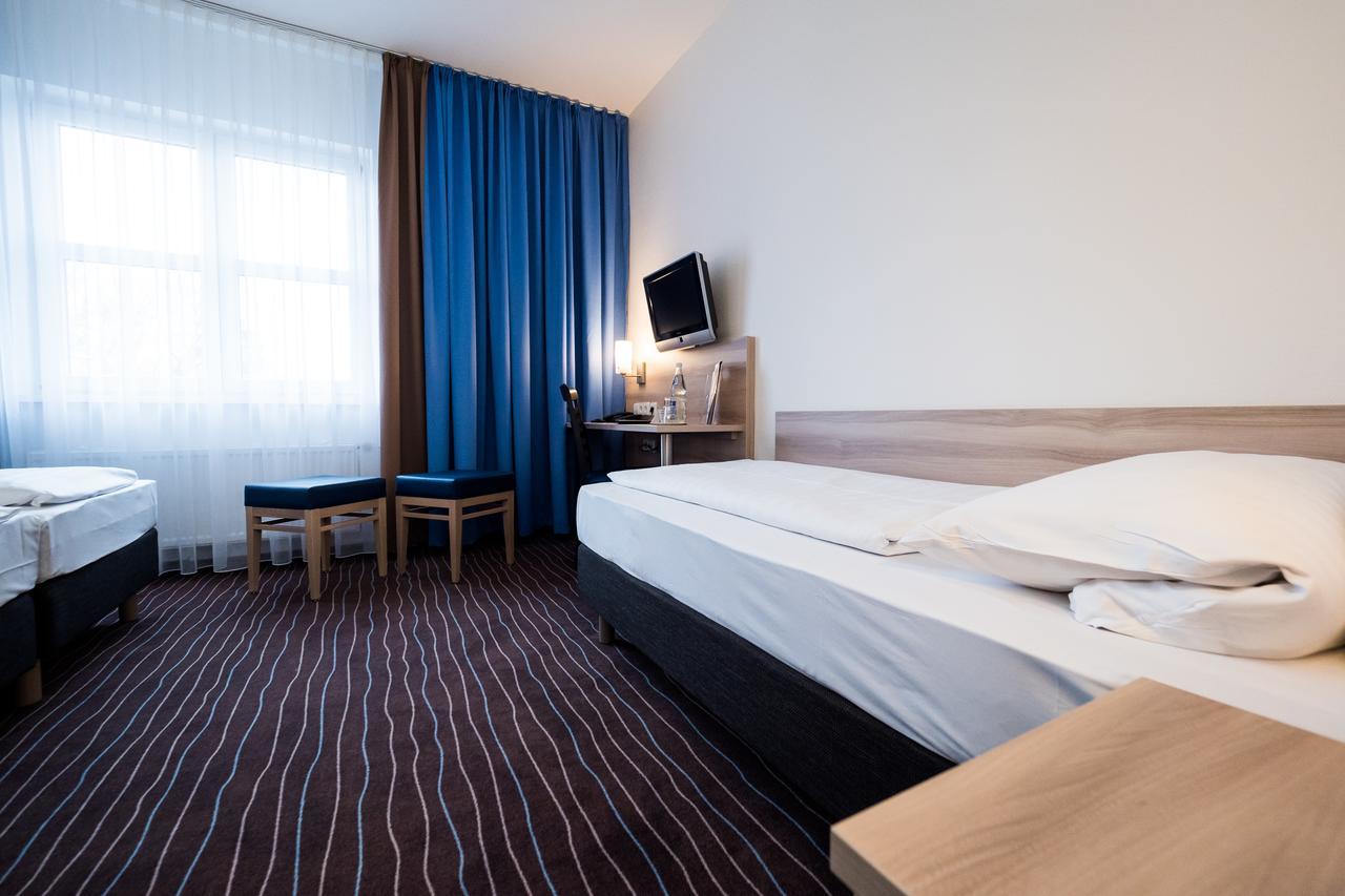 Plaza Inn Berlin Charlottenburg Экстерьер фото